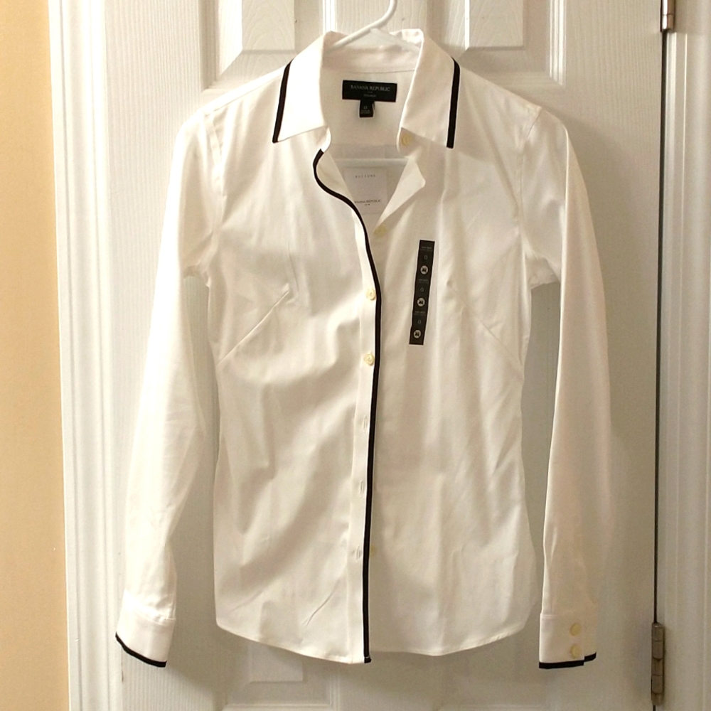 Banana republic non iron tailored shirt NWT